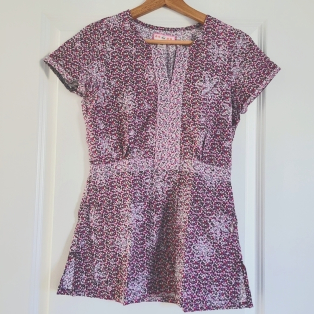 Koi size XS Scrub top uniform Floral Pink work wear